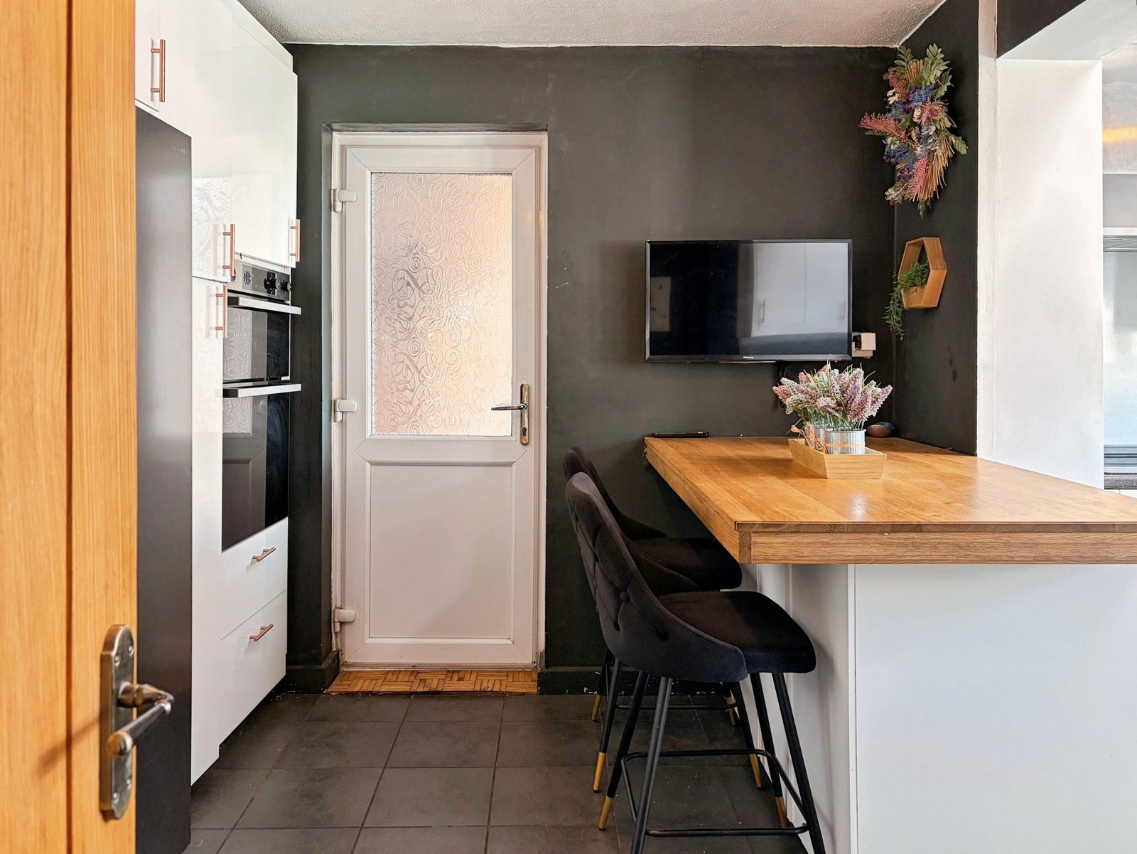 Semi Detached House in Bristol