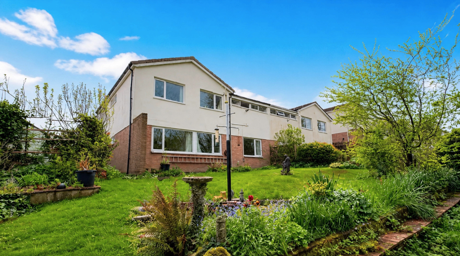 Link Detached House in Paignton