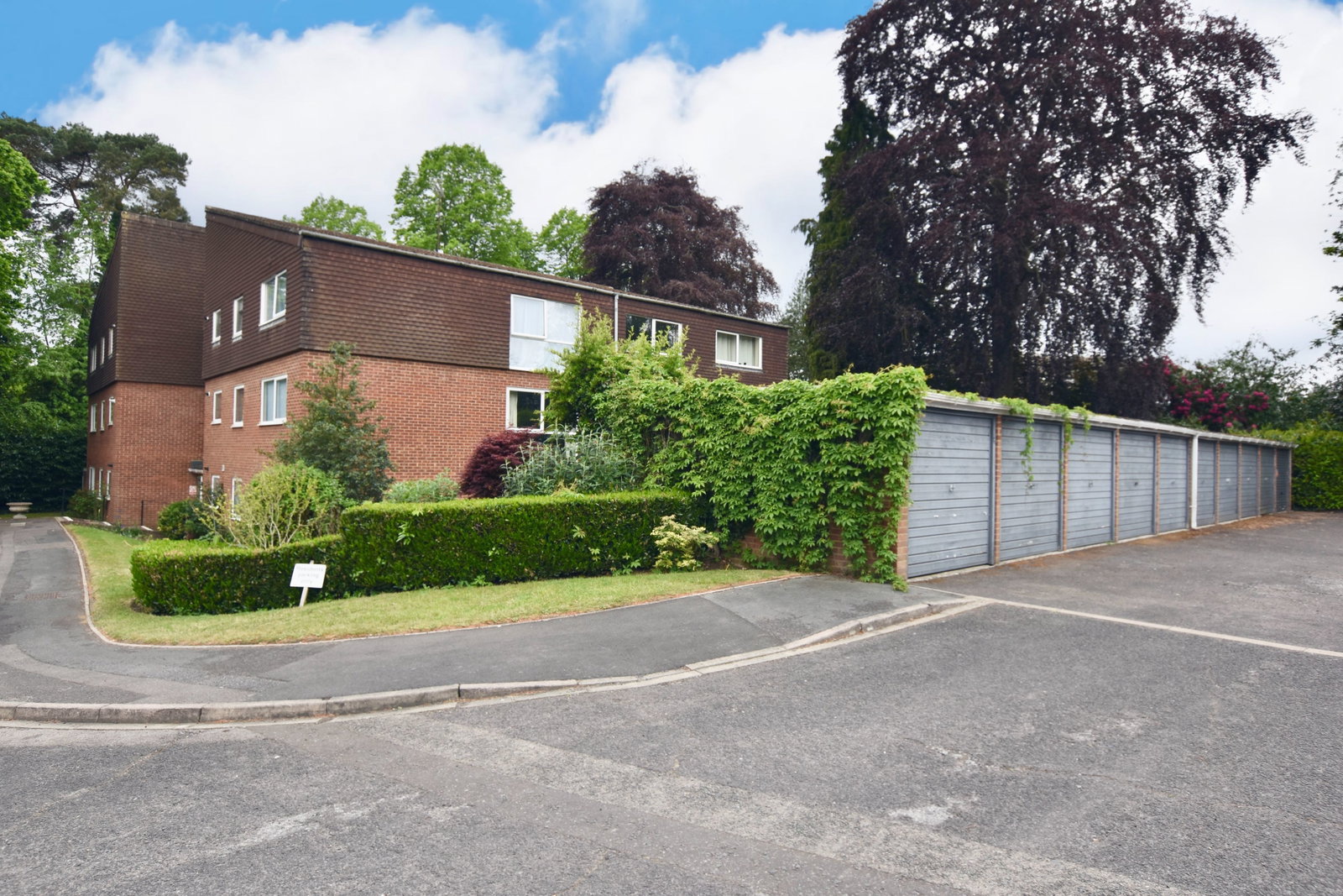 Flat in Camberley