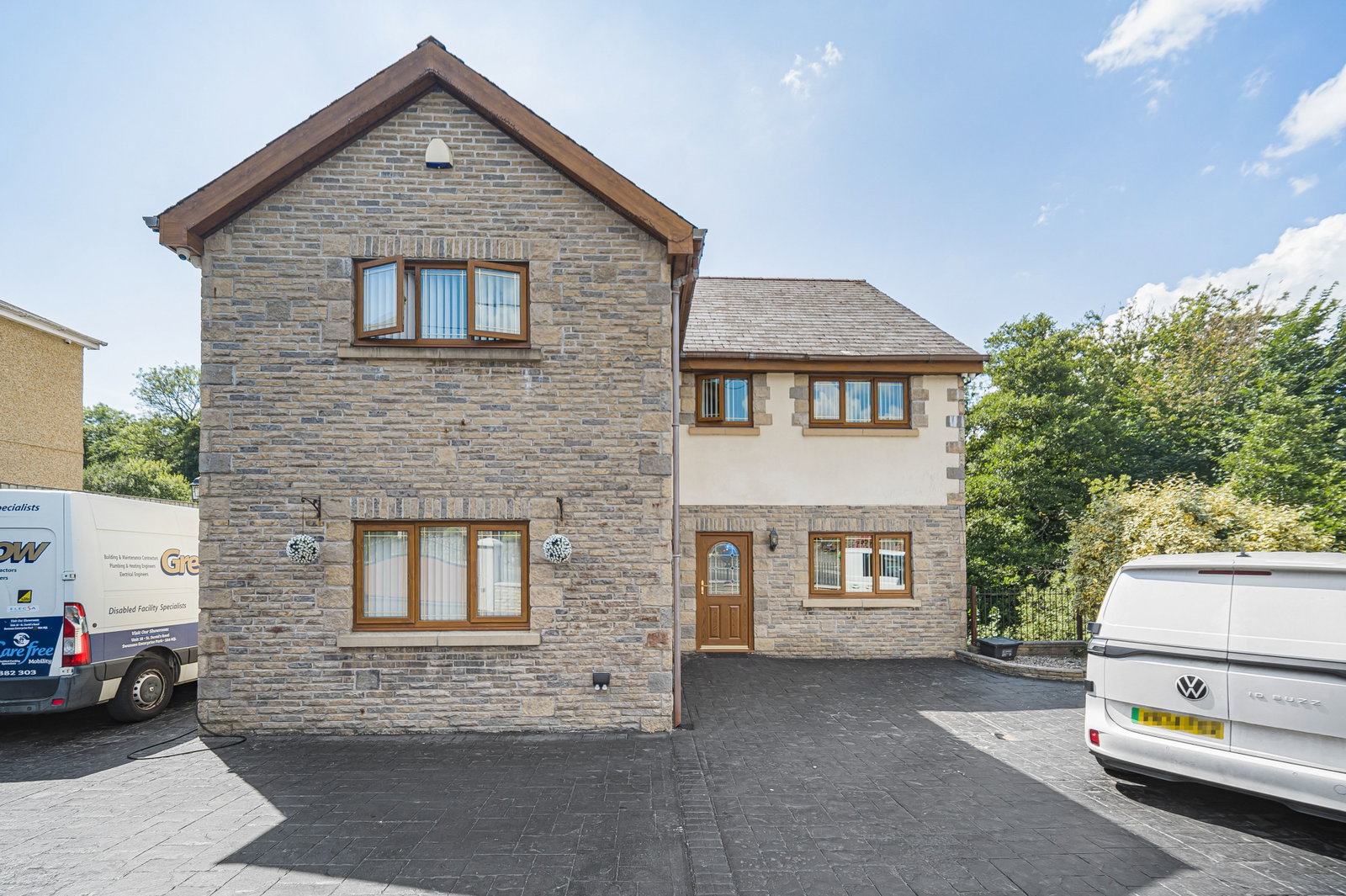 Detached House for sale in Swansea, Gelligron Road, Pontardawe, Swansea, SA8 4NP