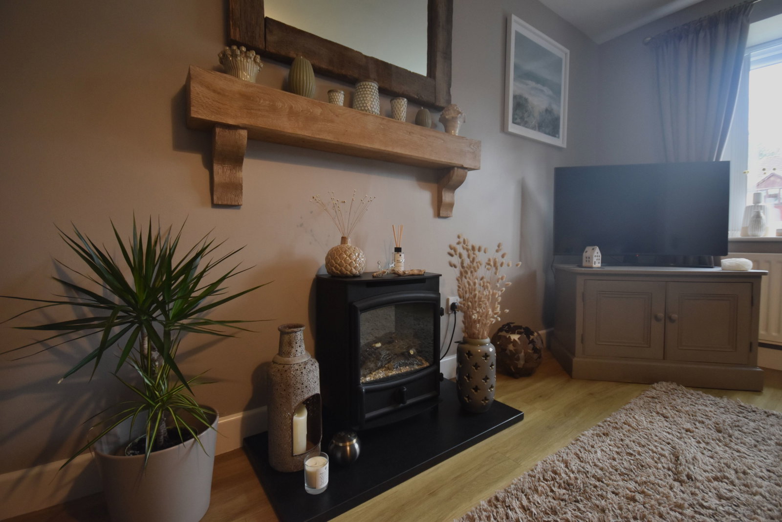Link Detached House in Burton-on-trent