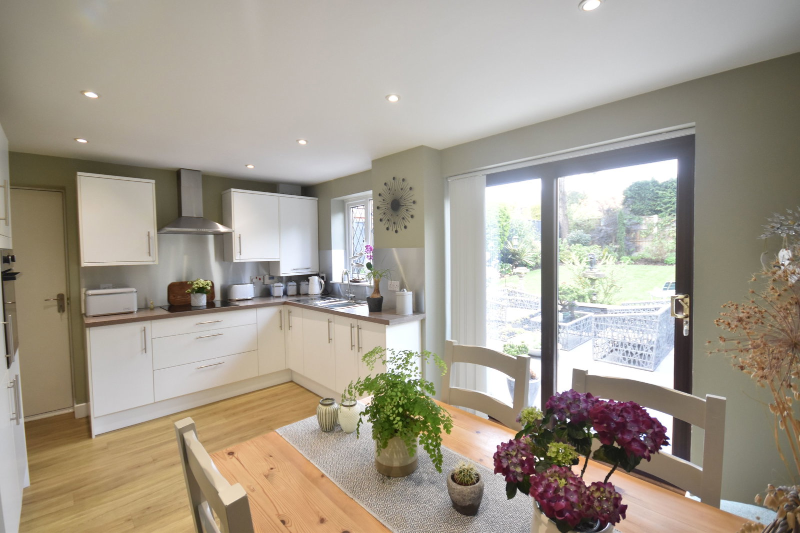 Link Detached House in Burton-on-trent