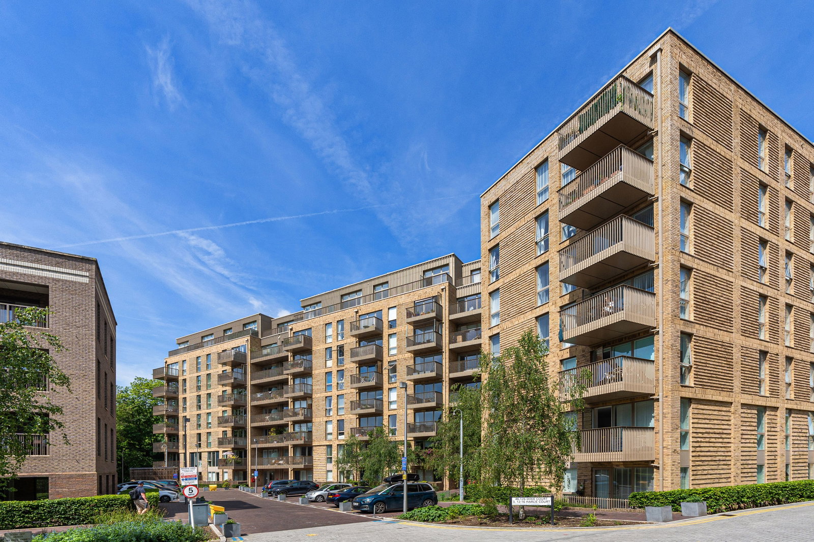 Flat for sale in London, Adenmore Road, London, SE6