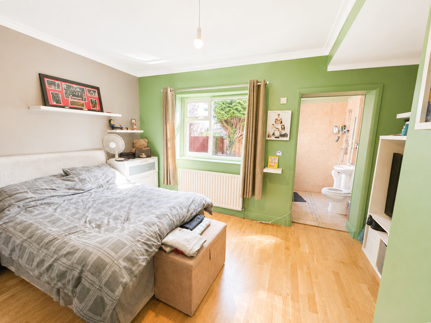 Bungalow in Luton