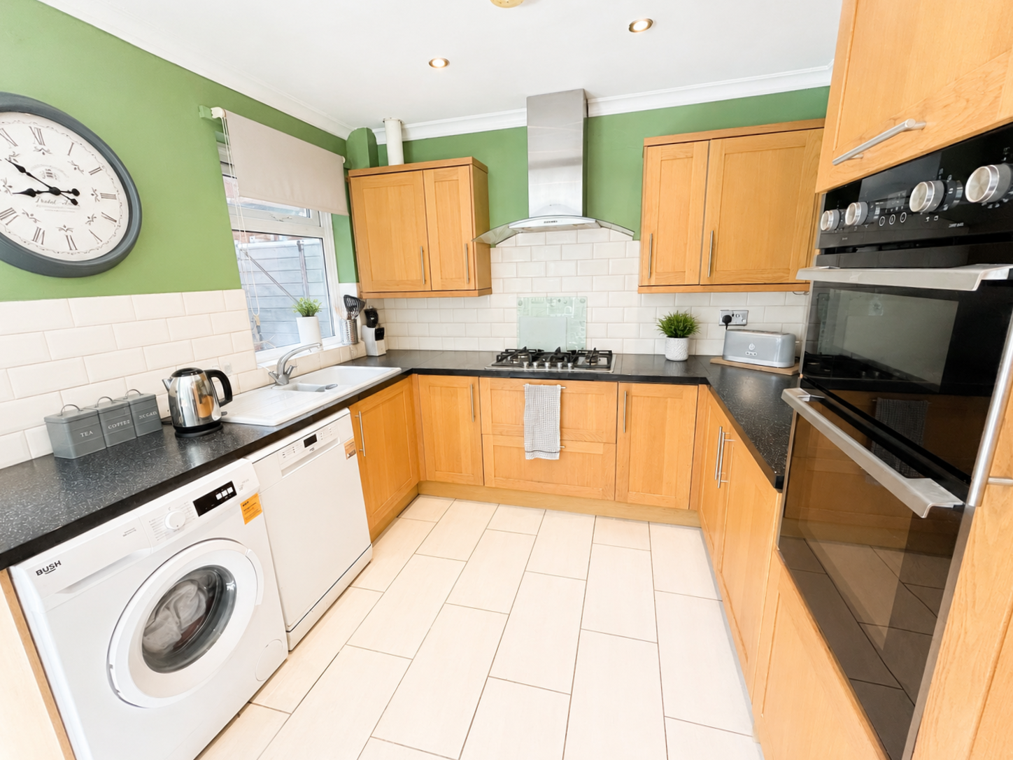 Bungalow in Luton