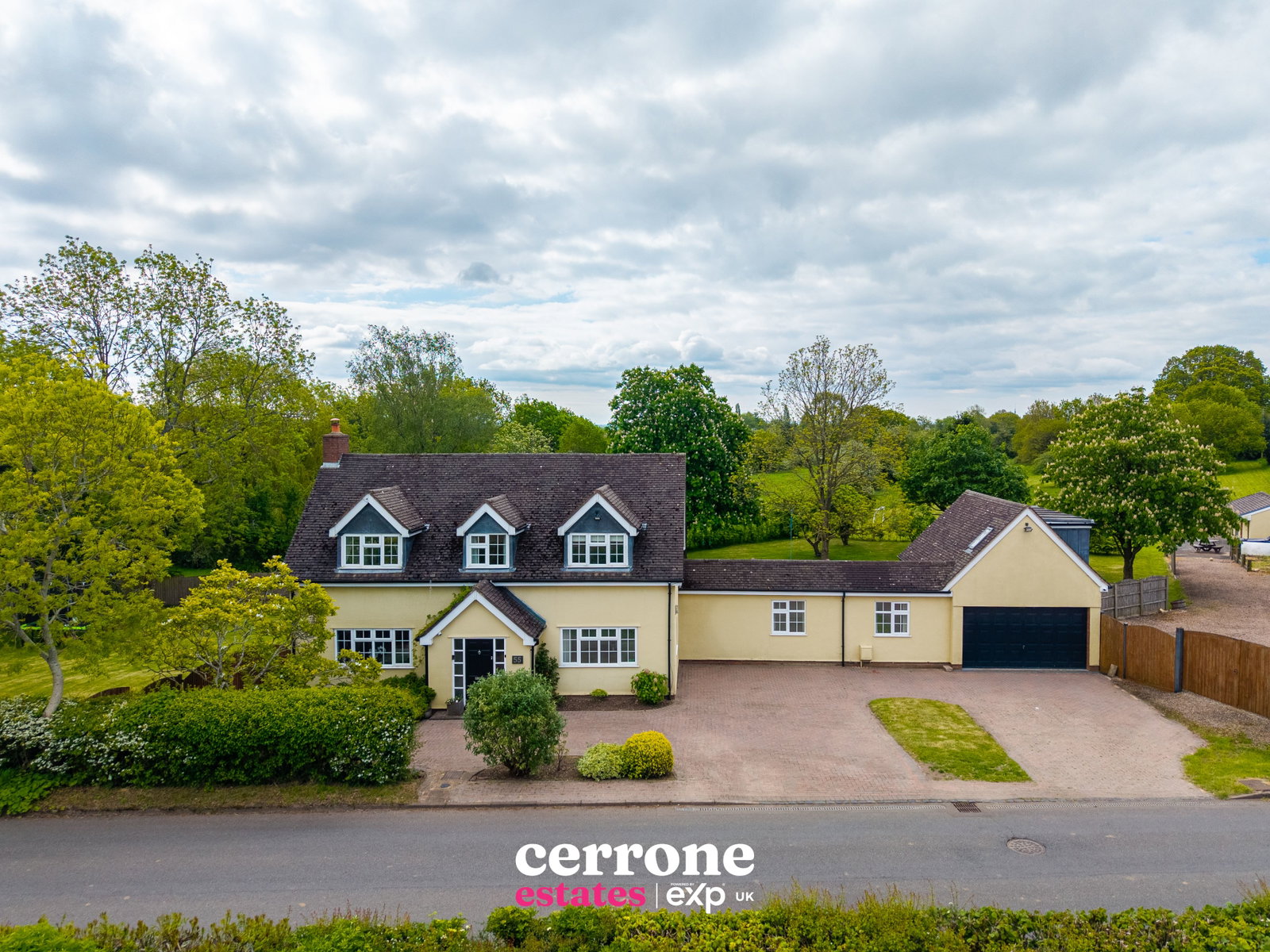 Detached House in Bromsgrove