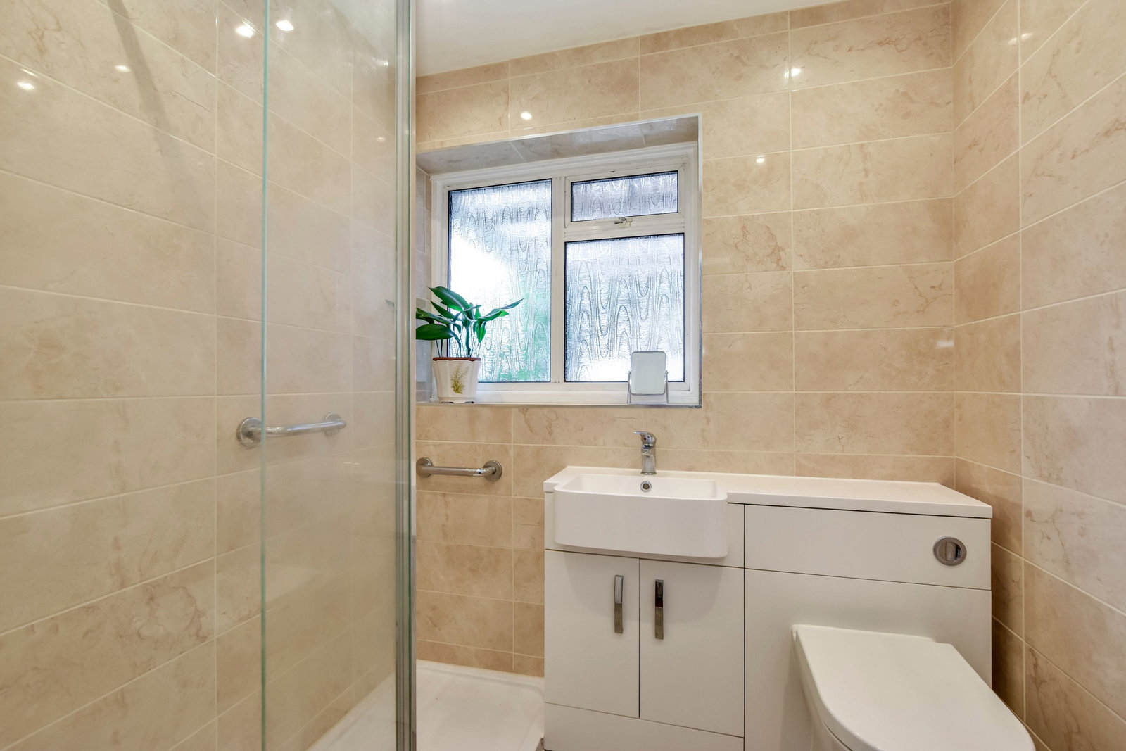 Semi Detached Bungalow in Hillingdon