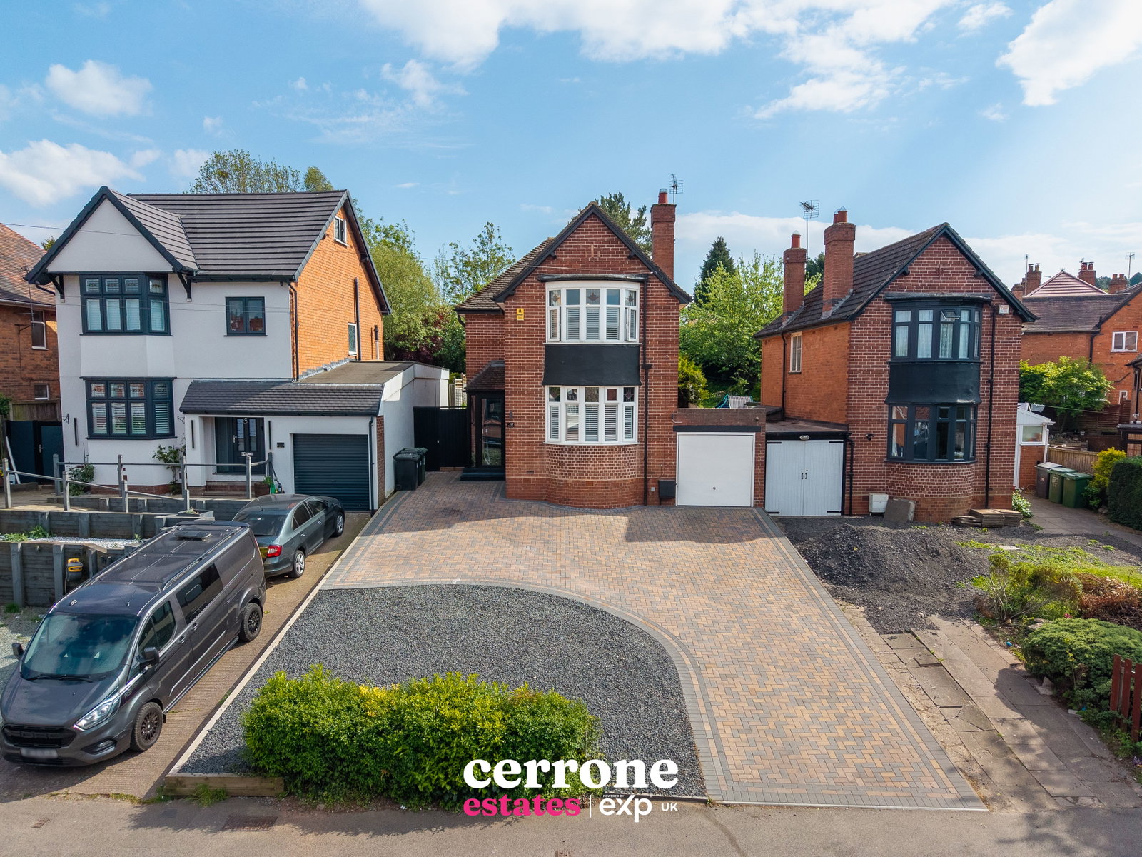 Detached House in Redditch