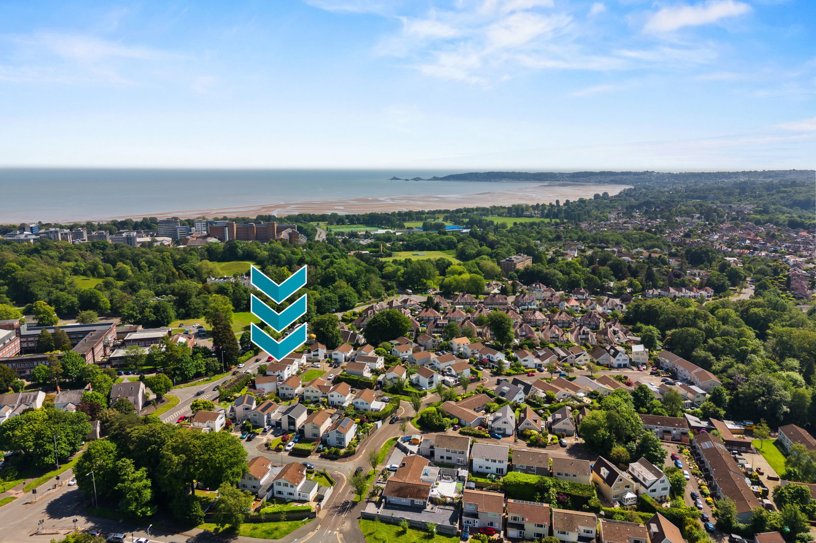 Detached House in Swansea