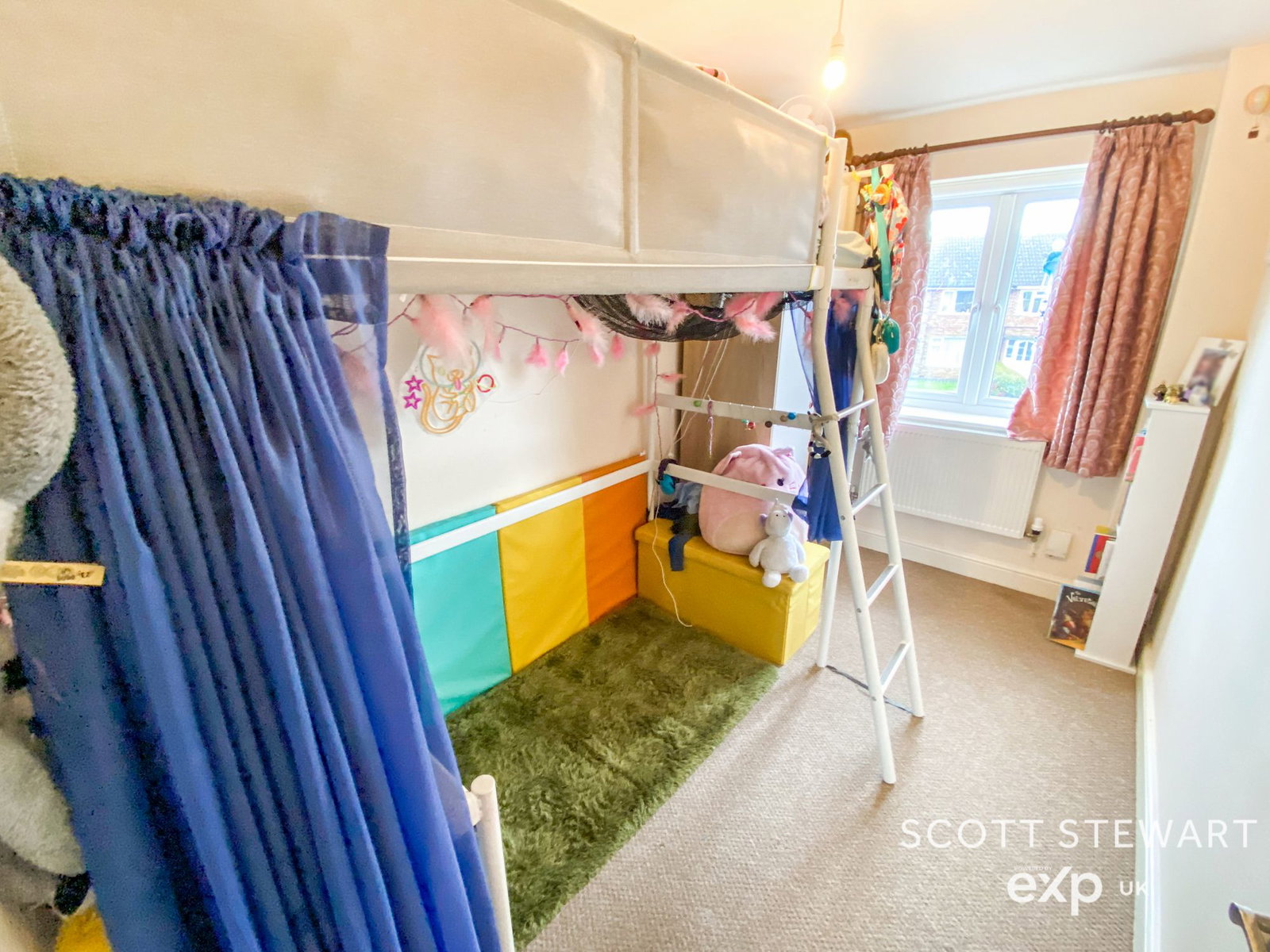 Semi Detached House in Peterborough