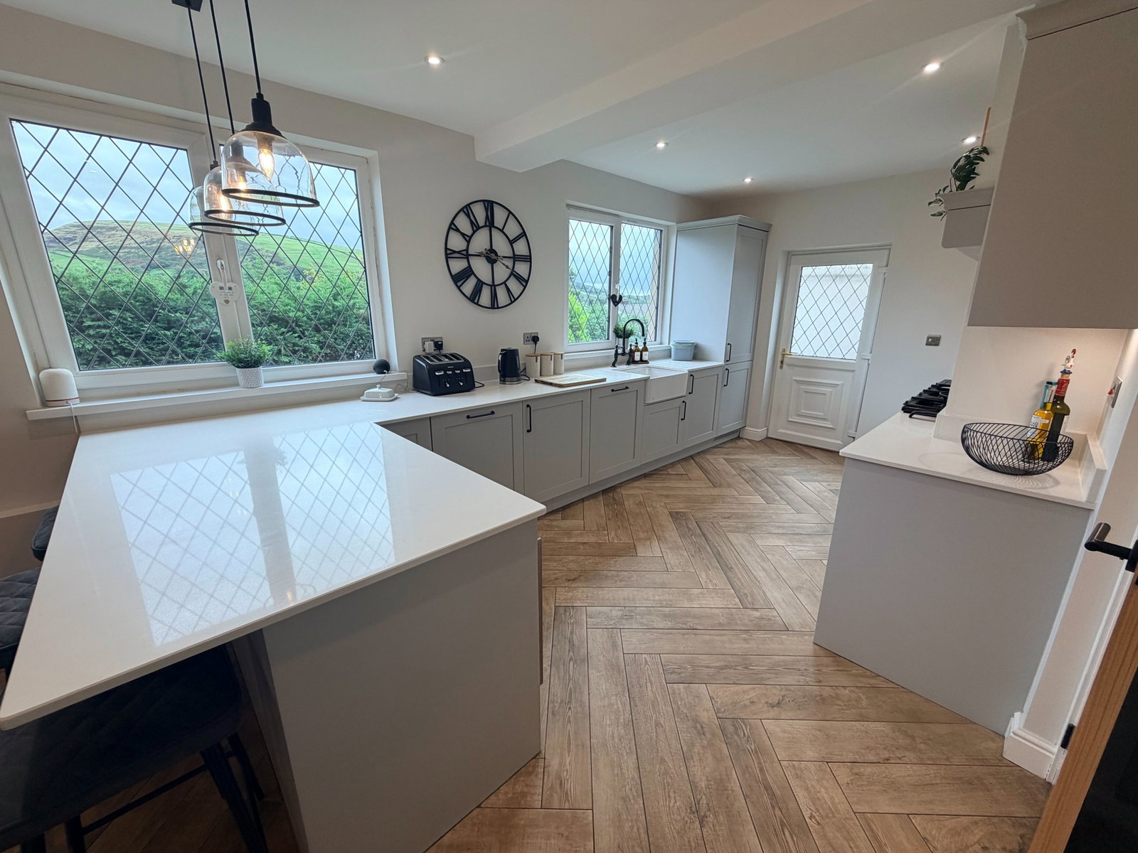 Semi Detached House for sale in Maesteg, Maesteg Road, Maesteg, Mid Glamorgan, CF34 9SN