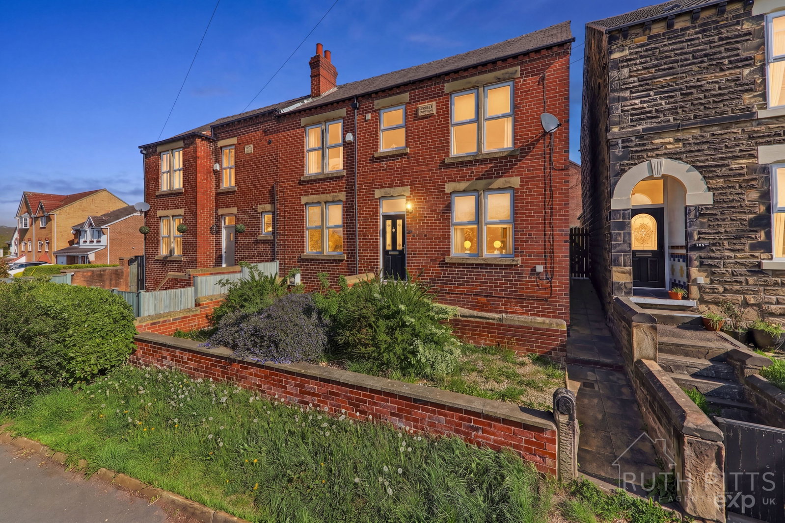 Semi Detached House in Pontefract