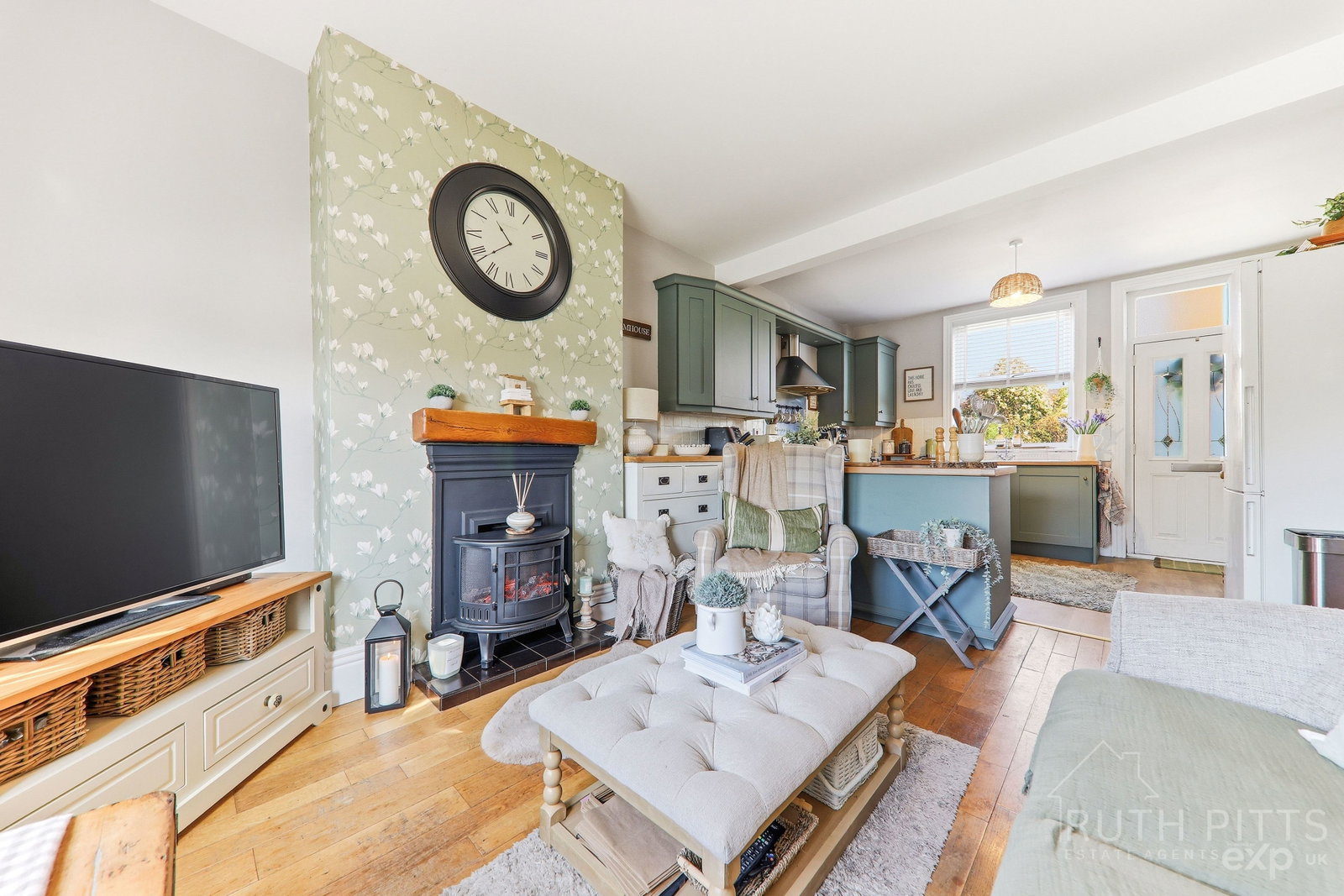Semi Detached House in Pontefract