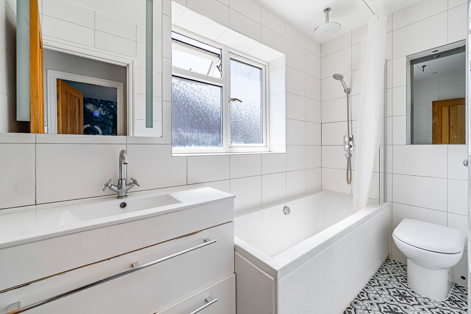 Maisonette for sale in London, Dartmouth Road, London, NW4, 456 m²