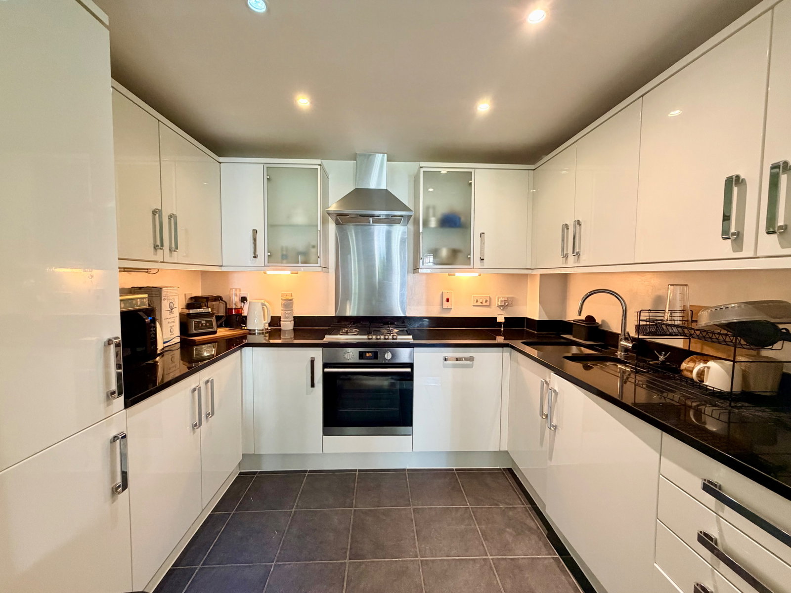 Flat in Stanmore