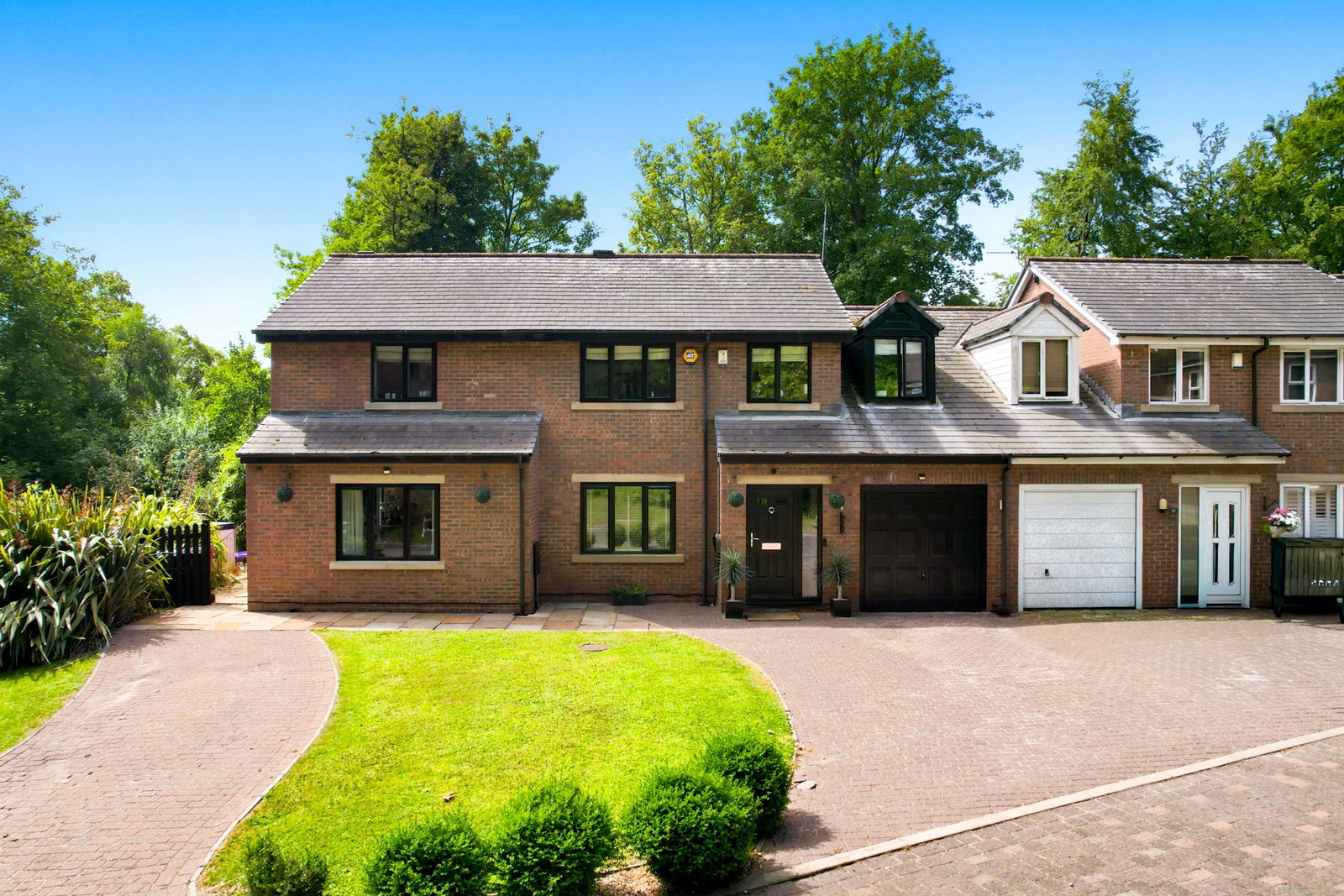 Link Detached House in Blackburn