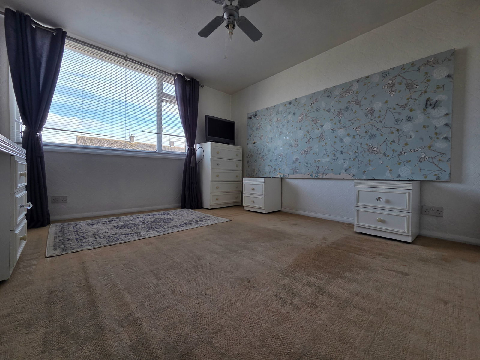 Terraced House for sale in Margate, Cedar Close, Margate, CT9 2TT
