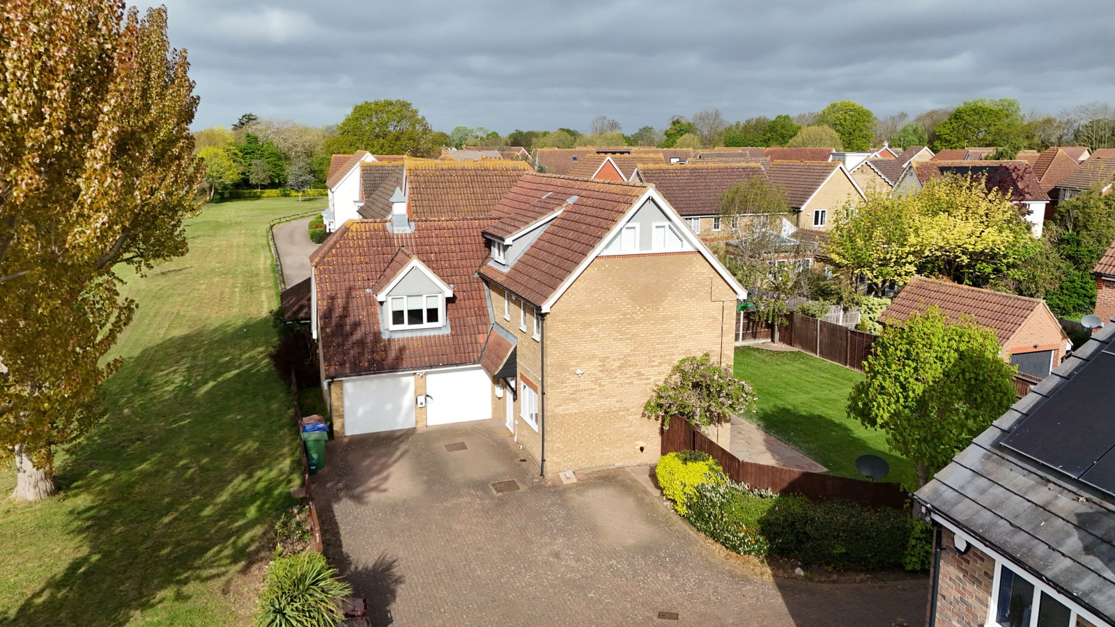 Detached House in South Ockendon