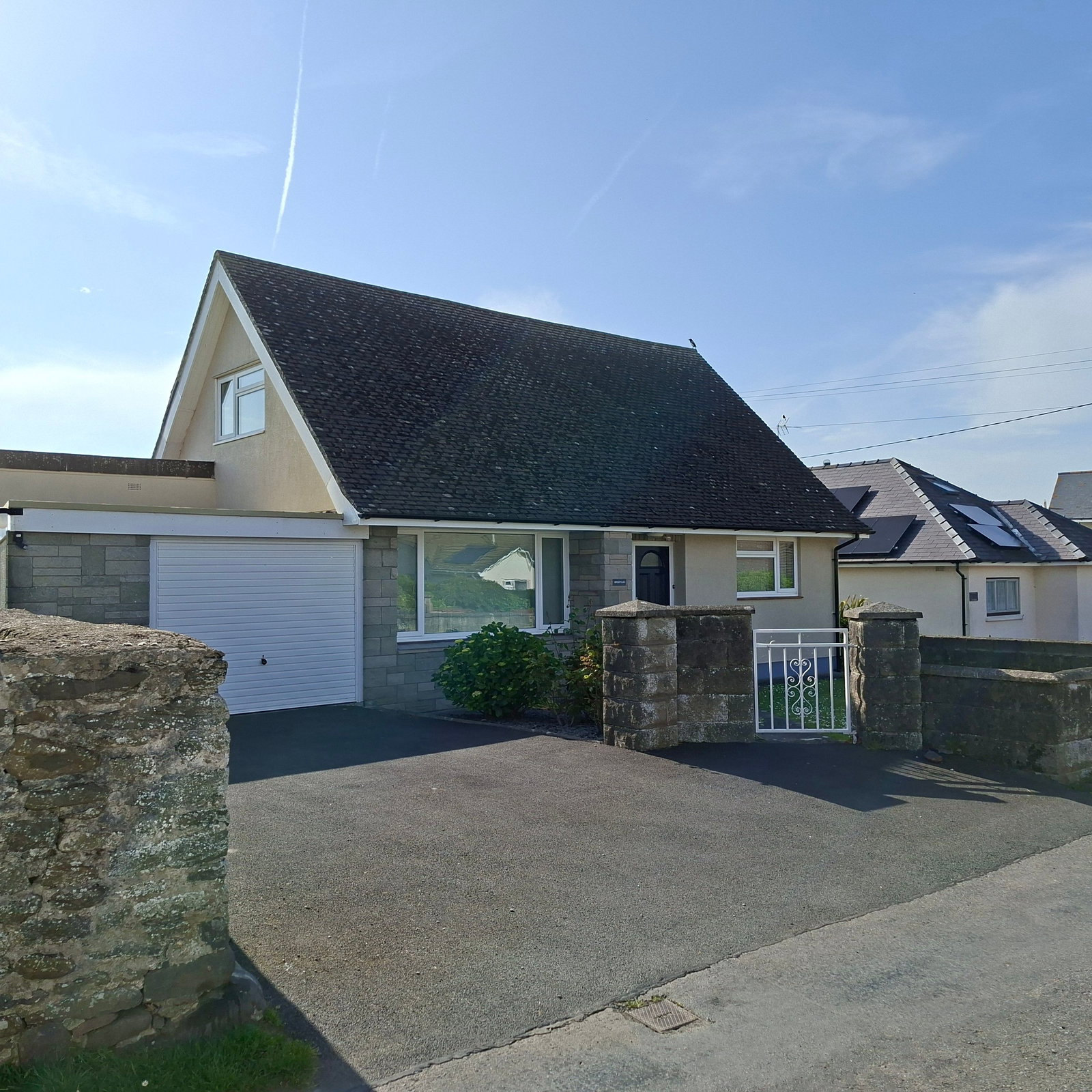 Detached House in Llanon