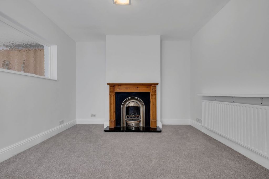 Semi Detached House in Stourbridge