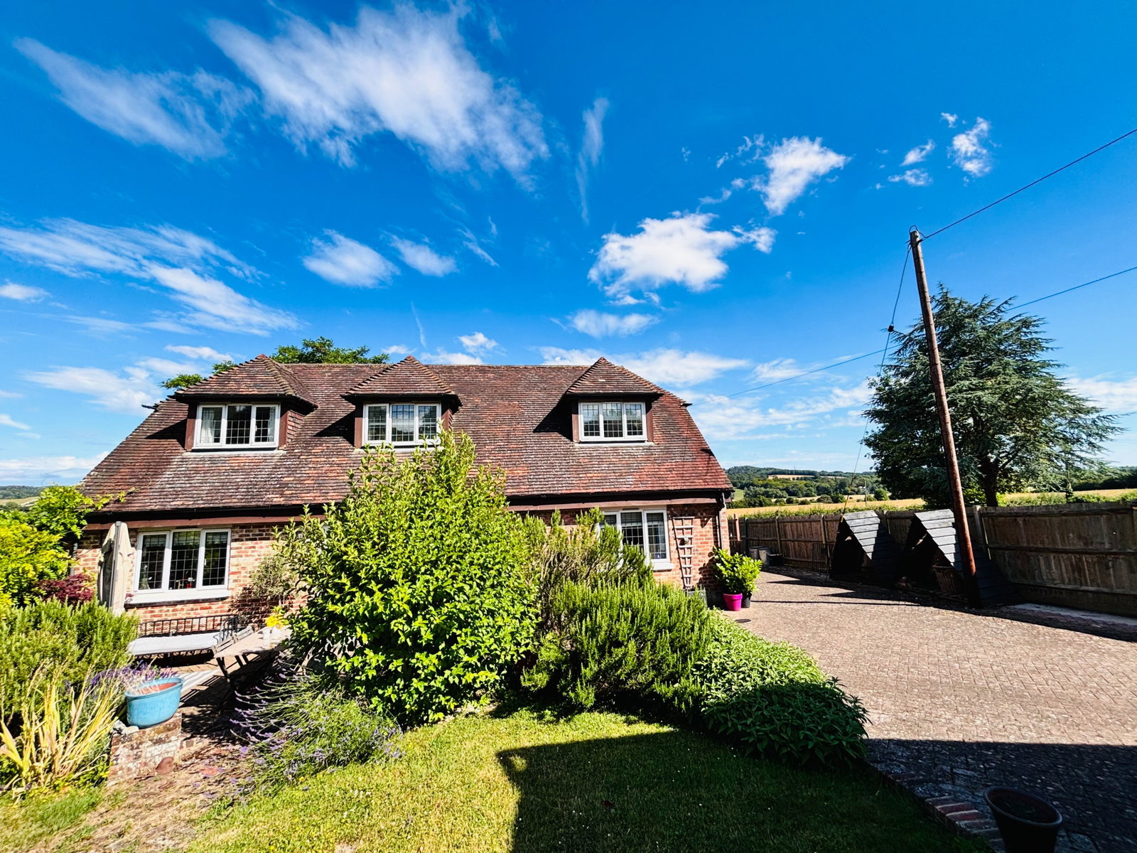 Detached House in Ashford