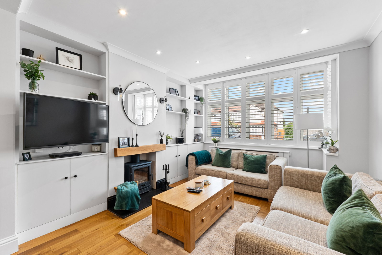 Terraced House in Stoneleigh