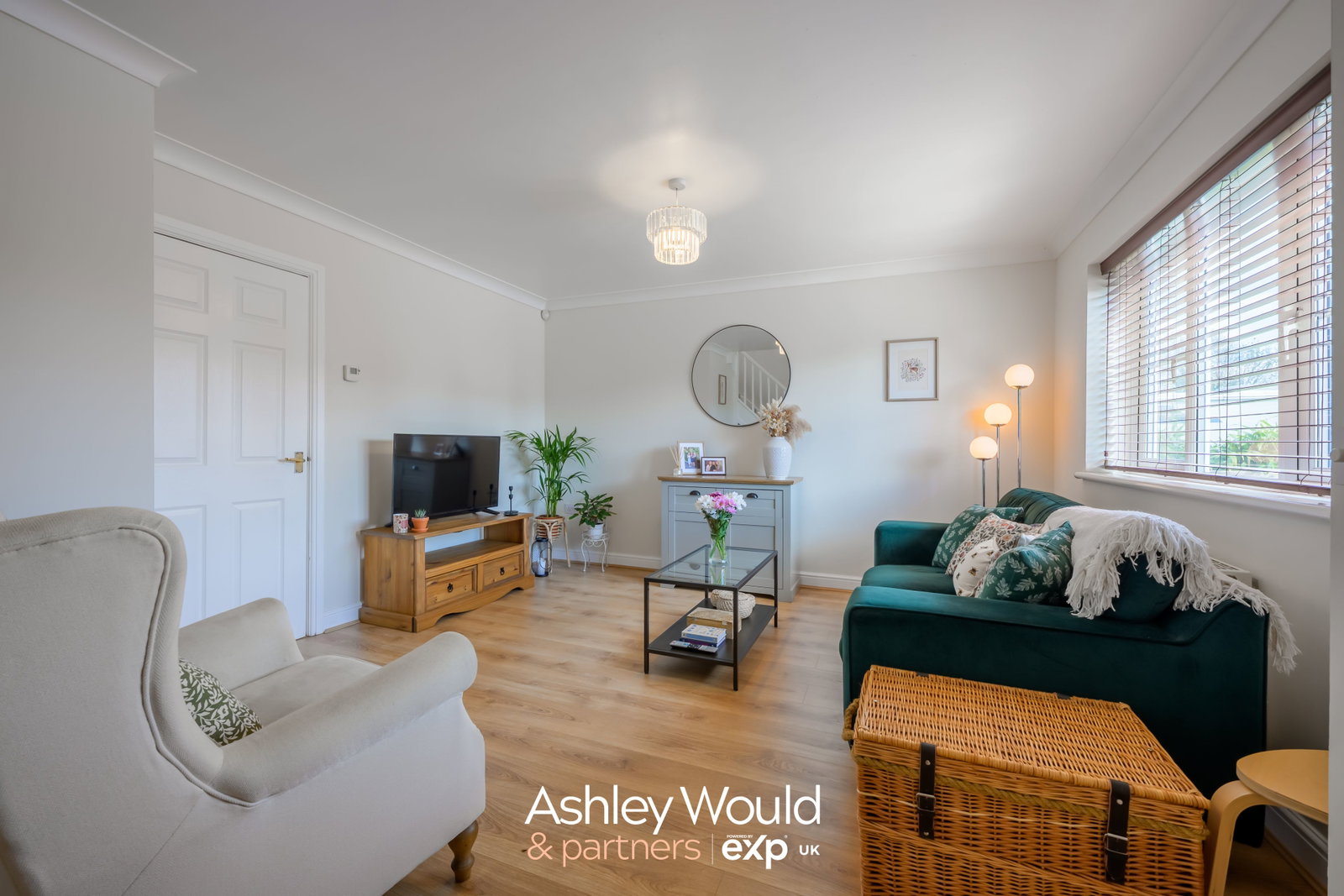 Semi Detached House in Kidderminster