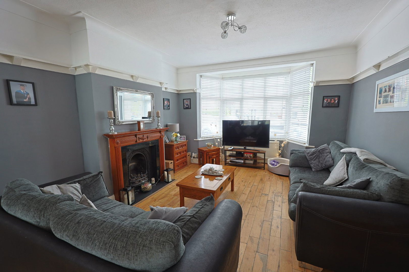 Semi Detached House in London