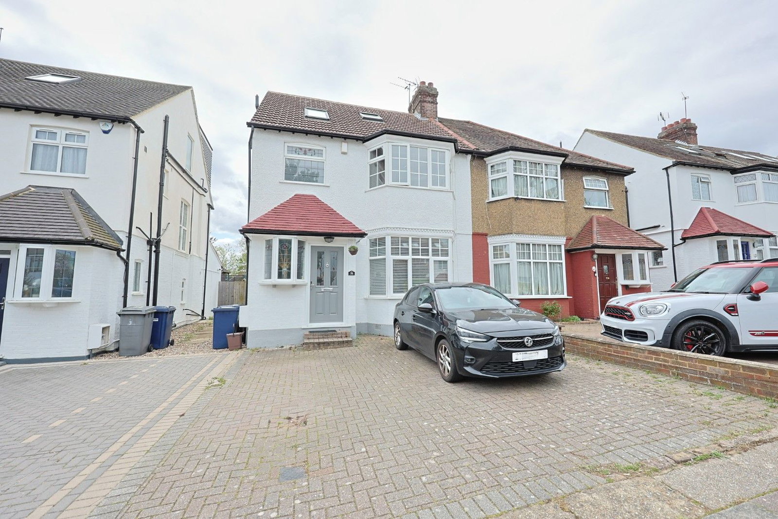 Semi Detached House in London