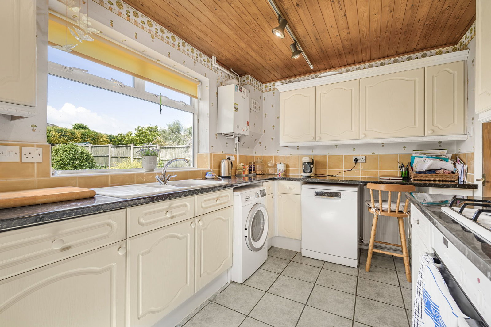 Semi Detached House in Cheltenham