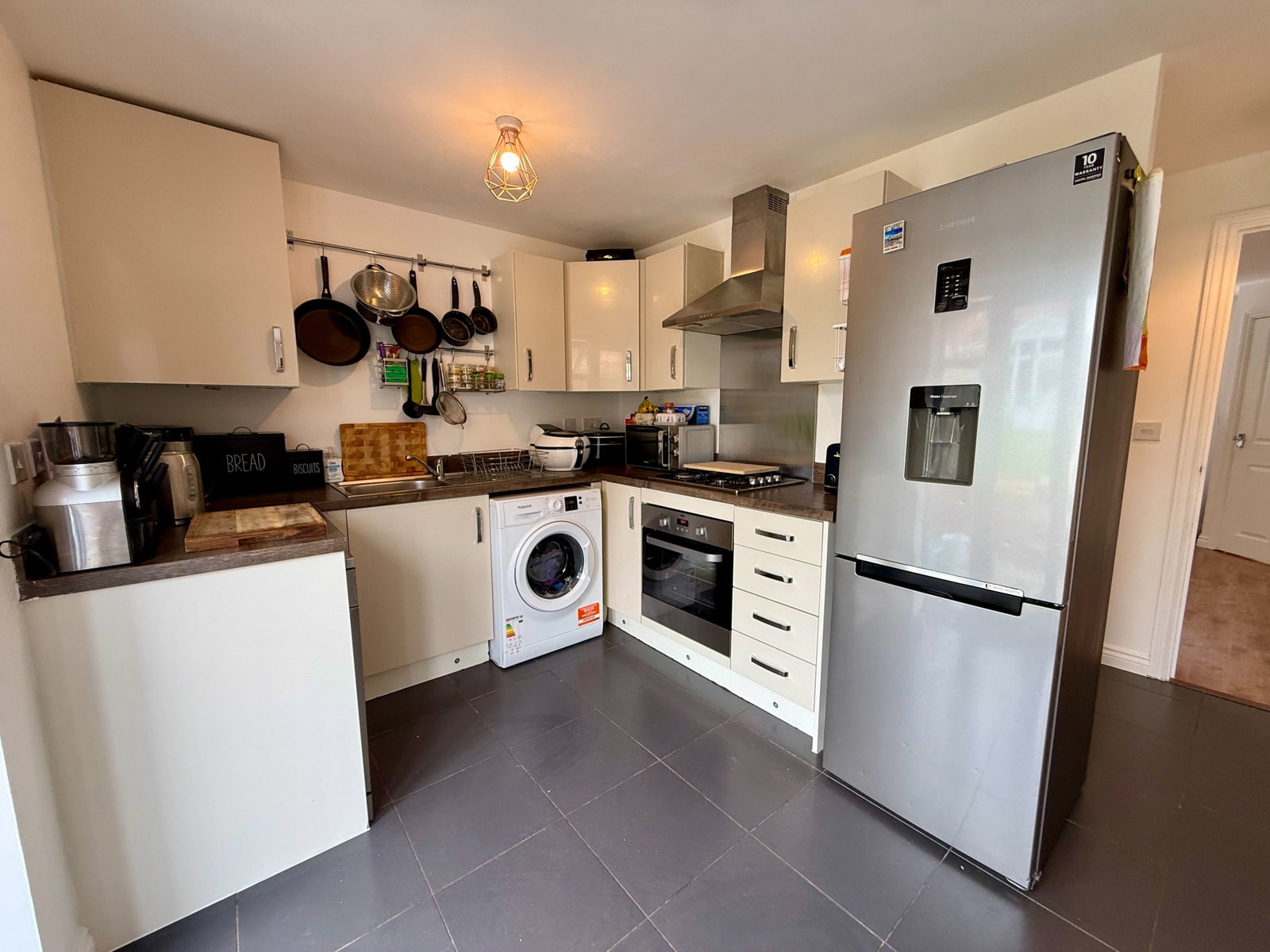 End Of Terrace House for sale in Swadlincote, Windmill Close, Woodville