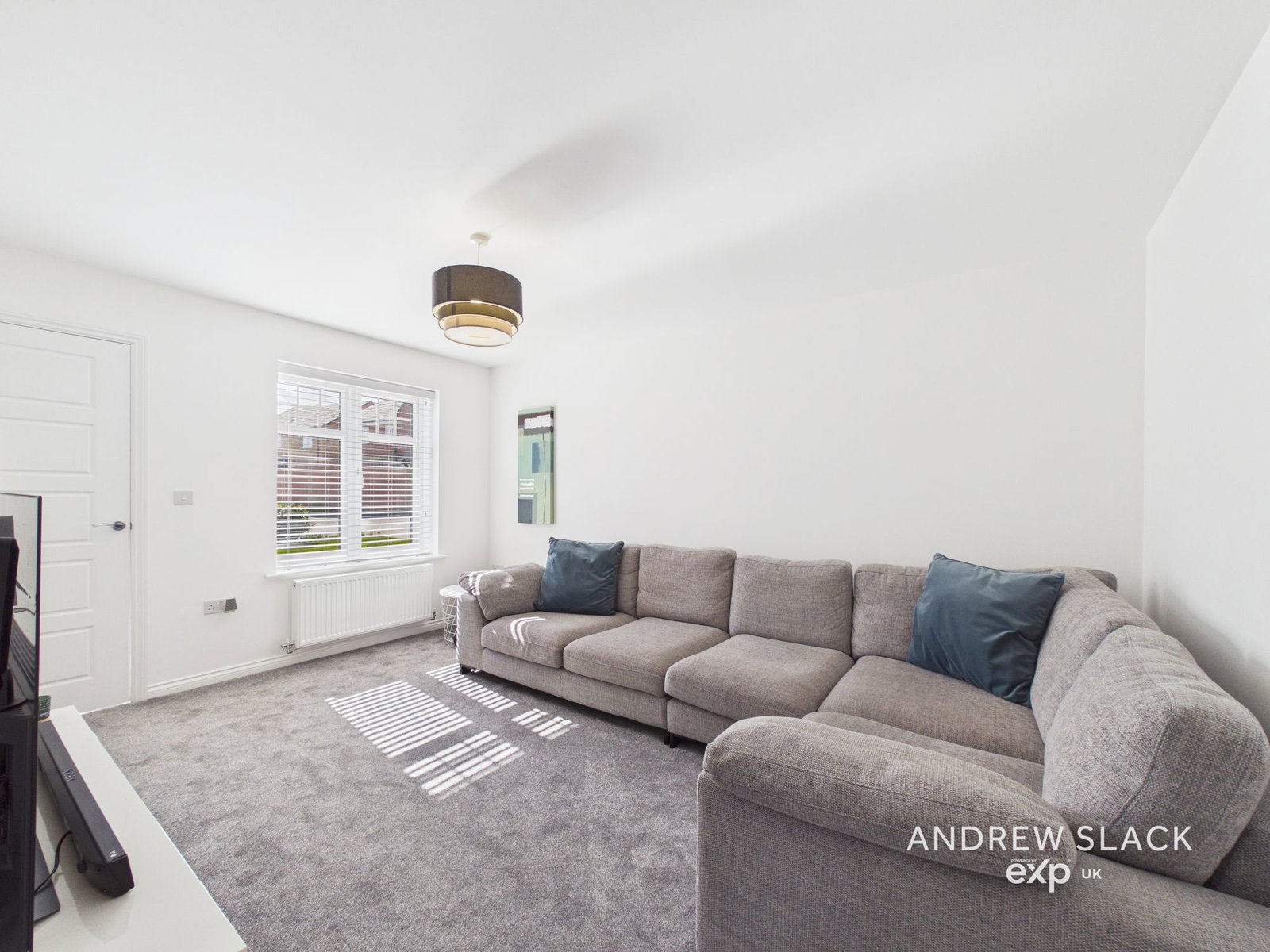 Detached House in Sutton in Ashfield 3