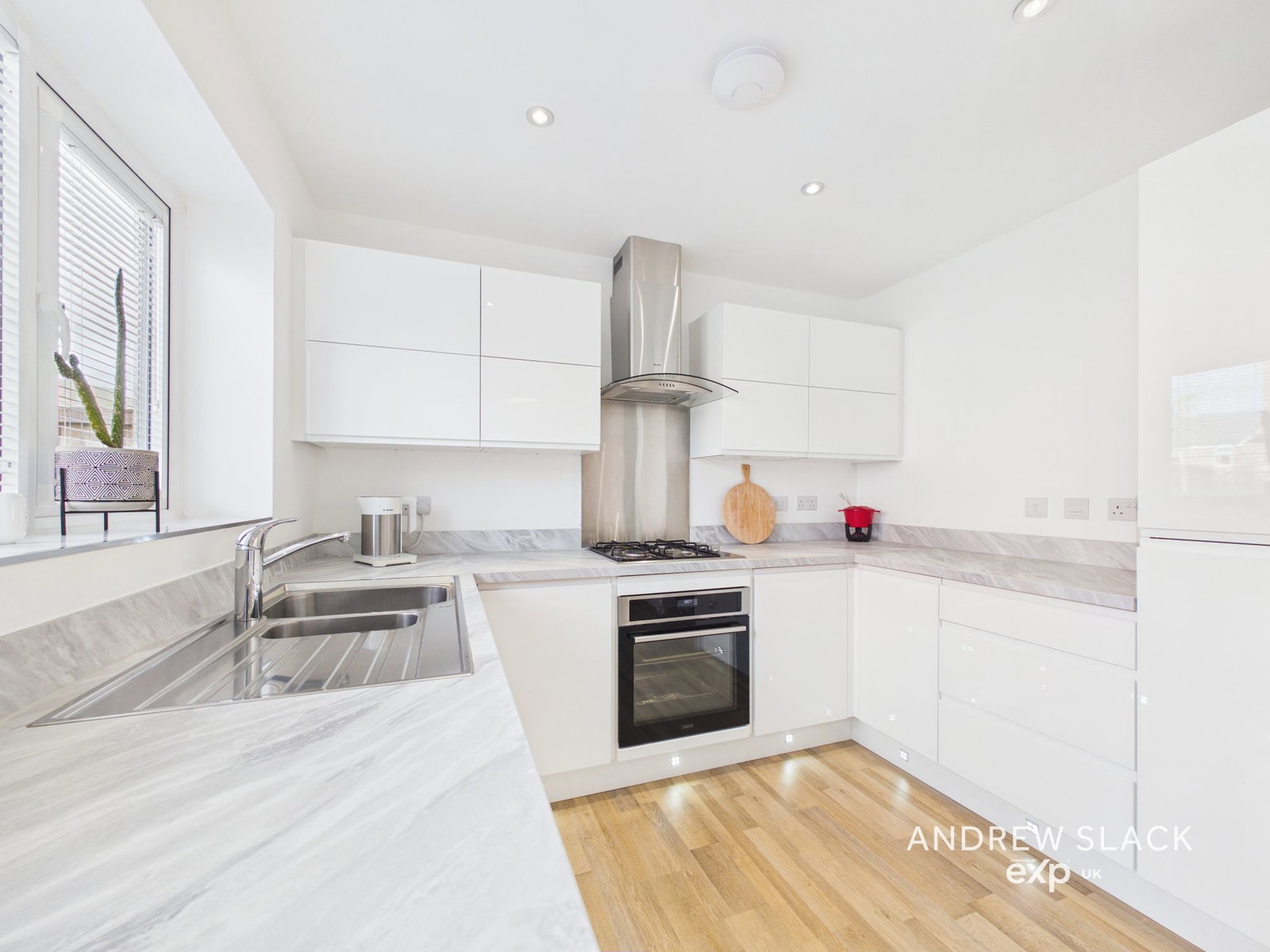 Detached House in Sutton in Ashfield