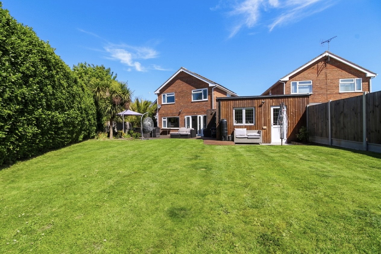 Detached House in Margate