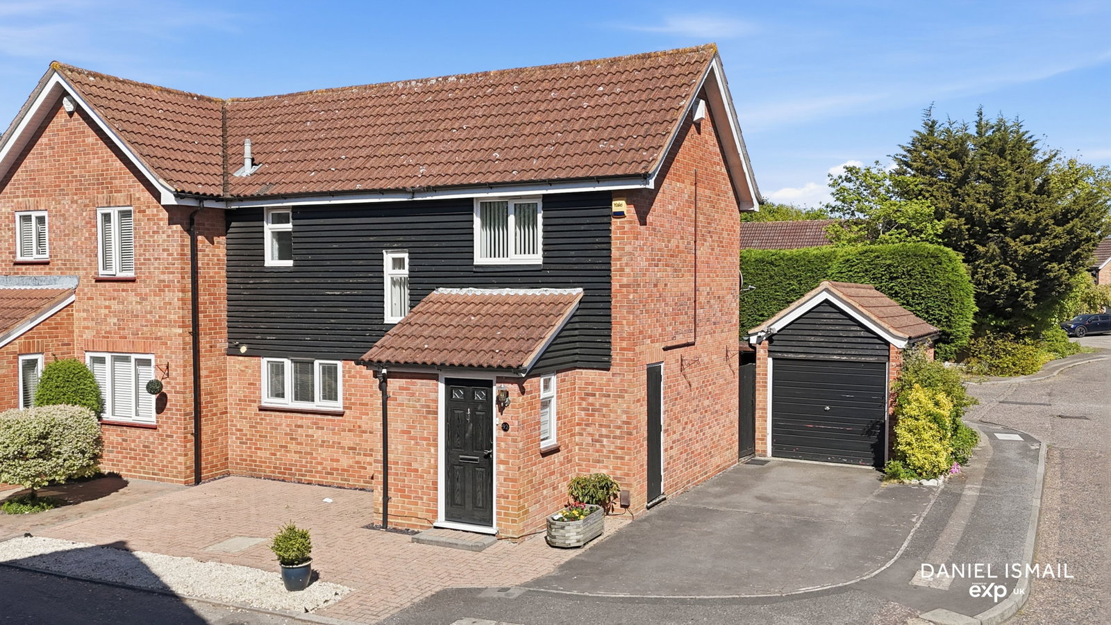 Semi Detached House in Basildon