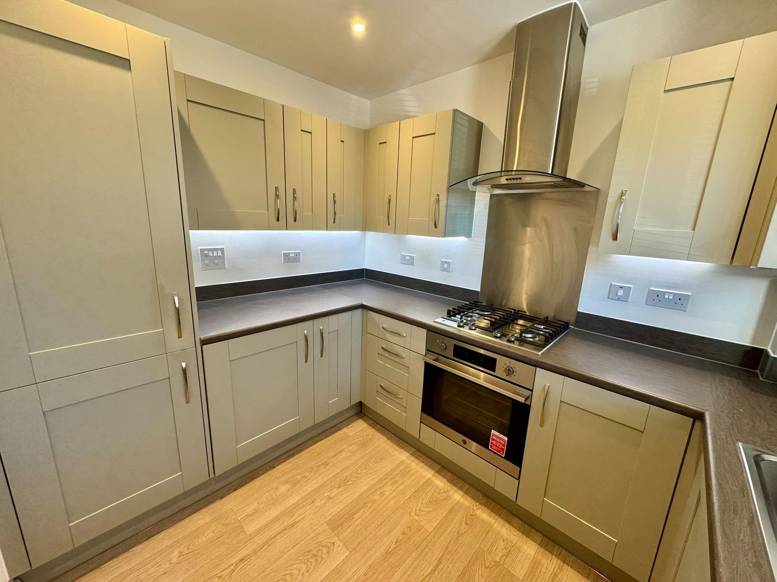 Semi Detached House in Ashford