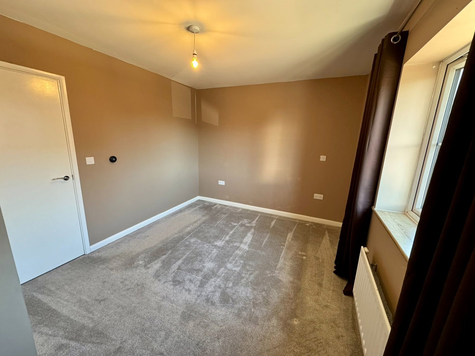 Semi Detached House in Ashford
