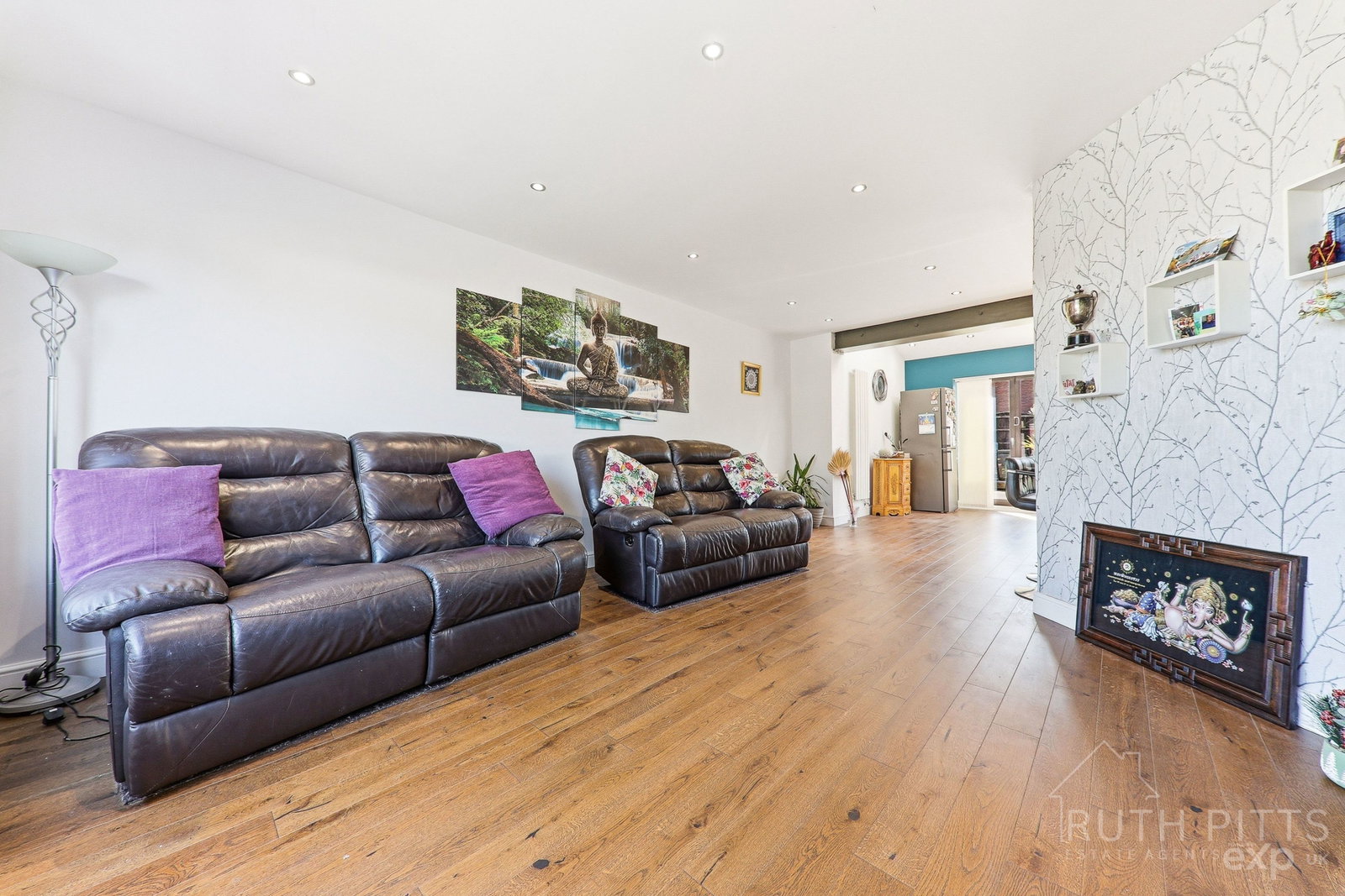Semi Detached House in Knottingley