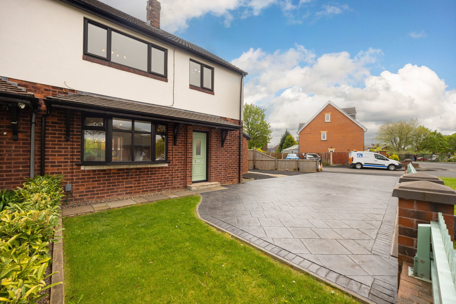 Semi Detached House in Leigh