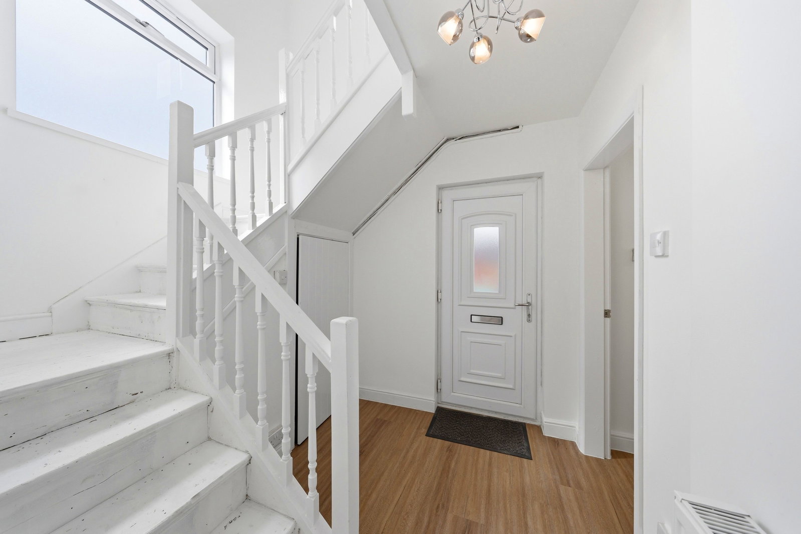 Semi Detached House in Leigh
