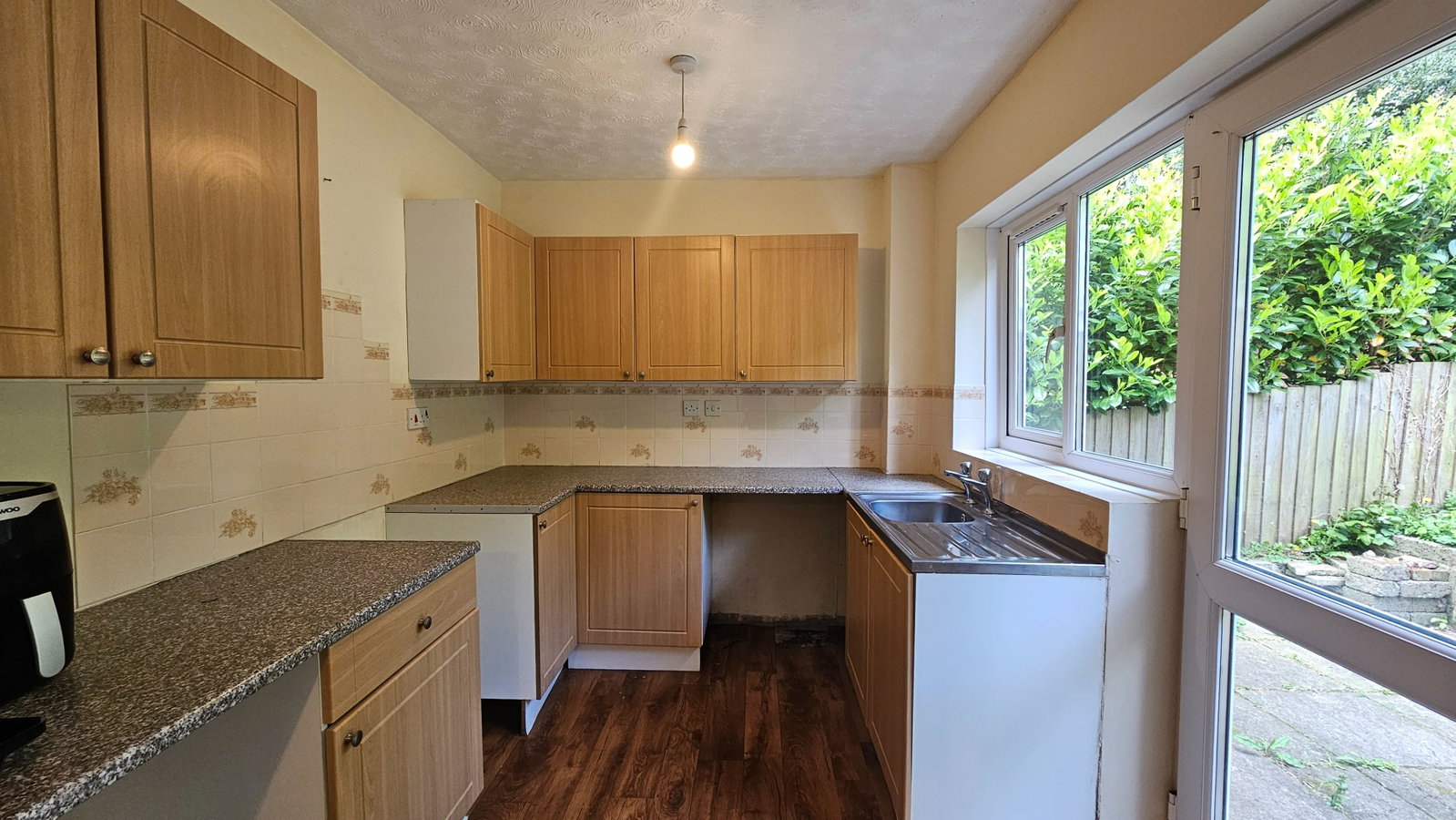 Semi Detached House in Par