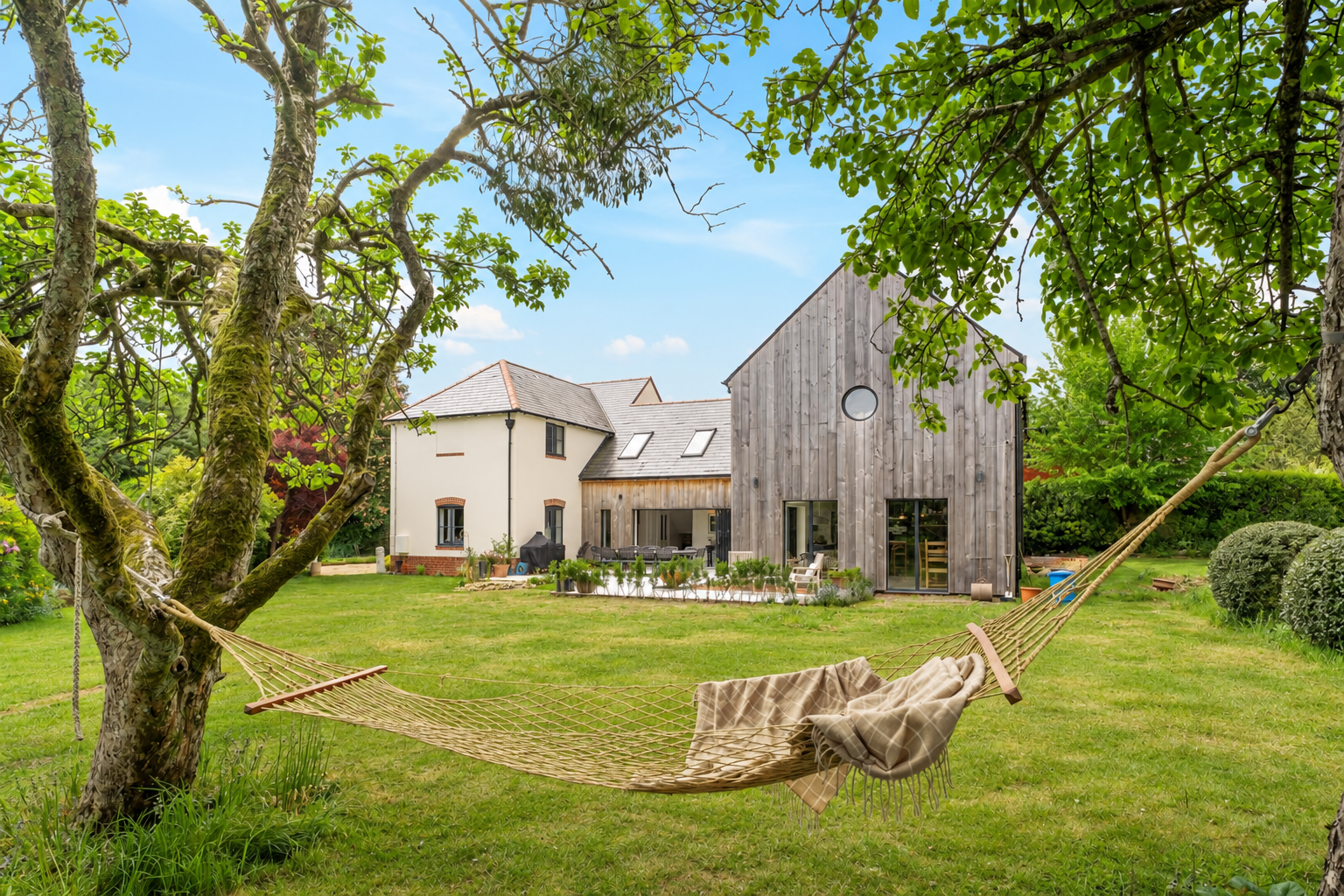 Detached House for sale in Salisbury, Church Road, Farley, Salisbury, SP5, 4000 m²