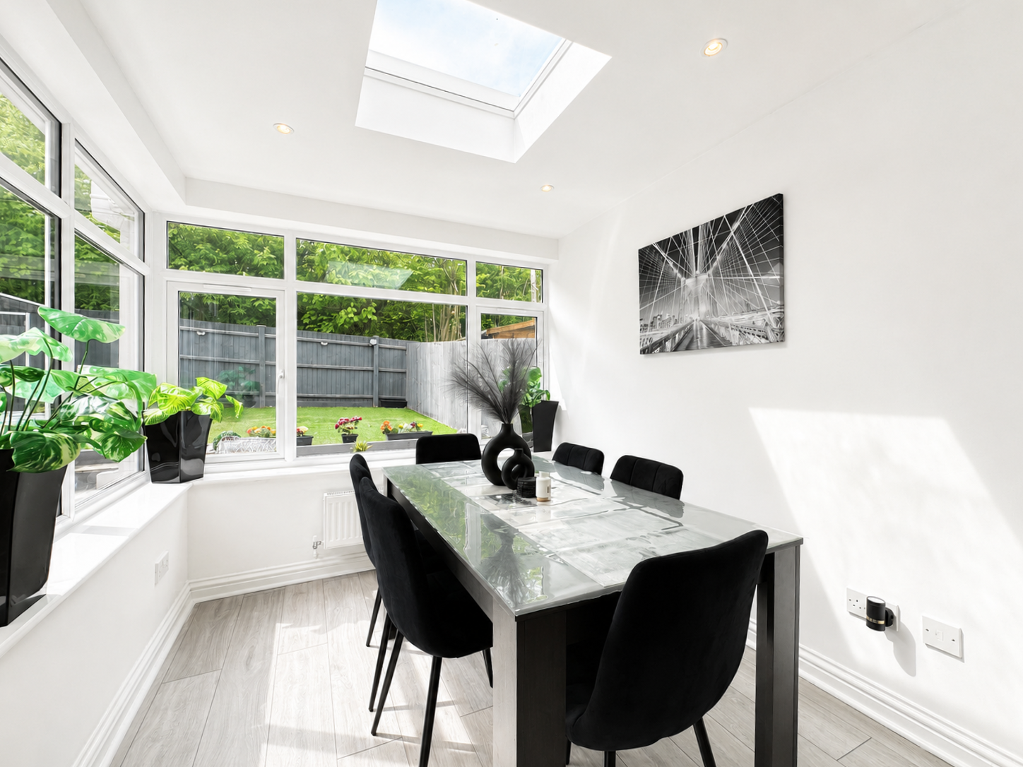 Detached House in Houghton Regis