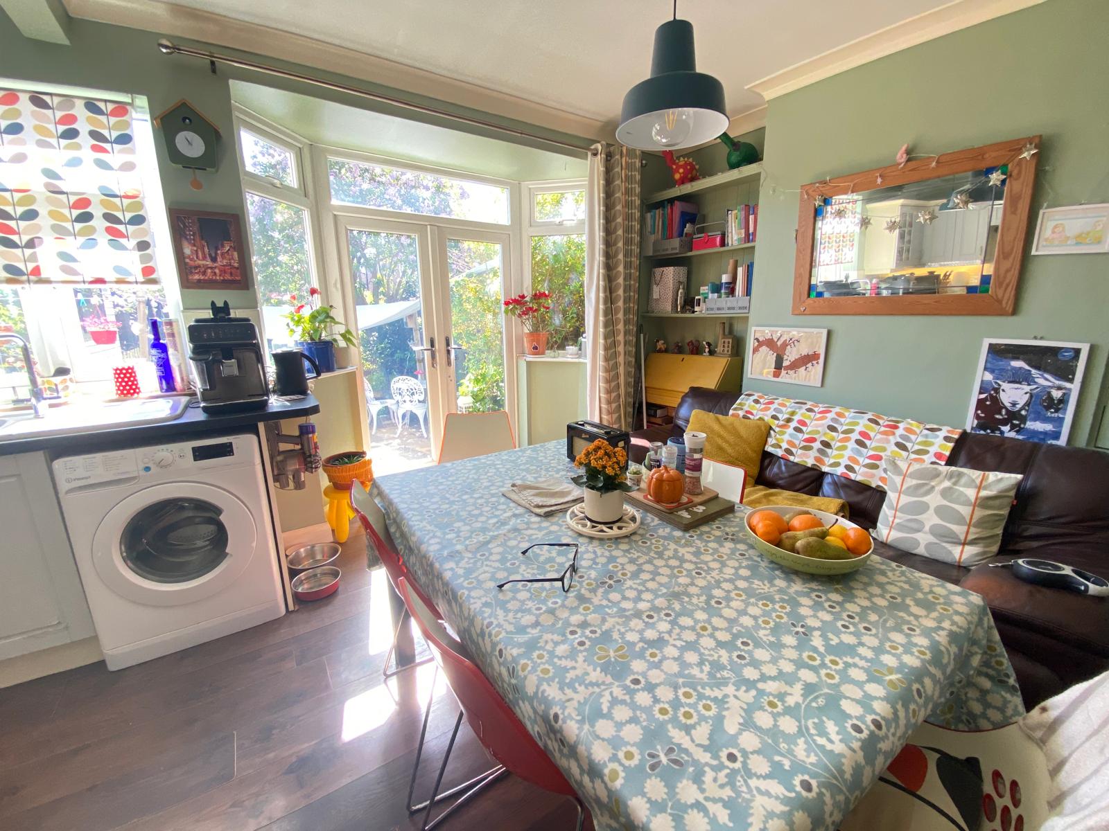 Semi Detached House in Leicester