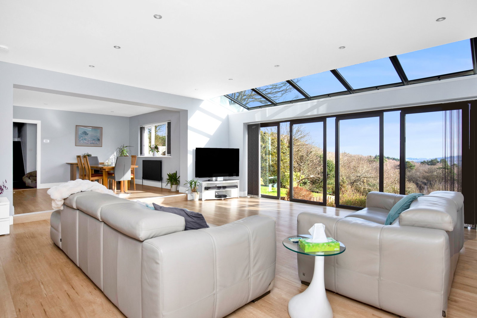 Detached House for sale in Liss, London Road, Rake, Liss, GU33 7PQ, 2437 m²