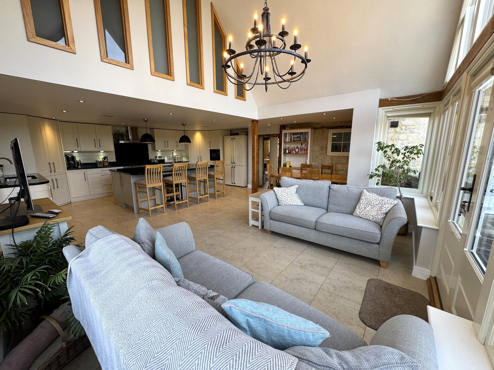 Detached House for sale in Buckingham, Old End, Padbury, 4049 m²