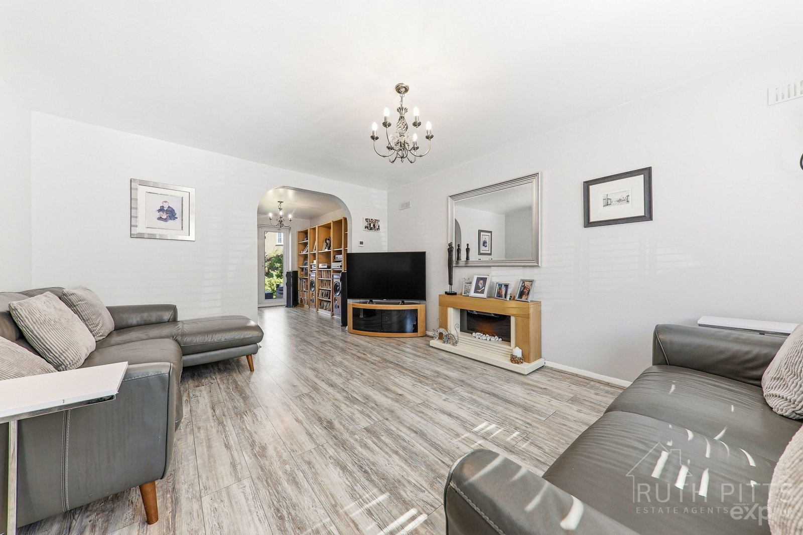 Detached House in Pontefract