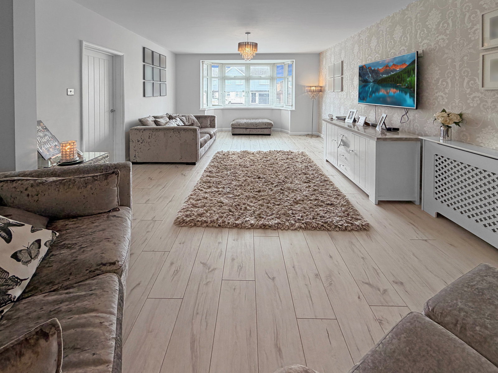 Detached House for sale in Stanford-le-hope, Lampits Hill, Old Corringham SS17 9AJ
