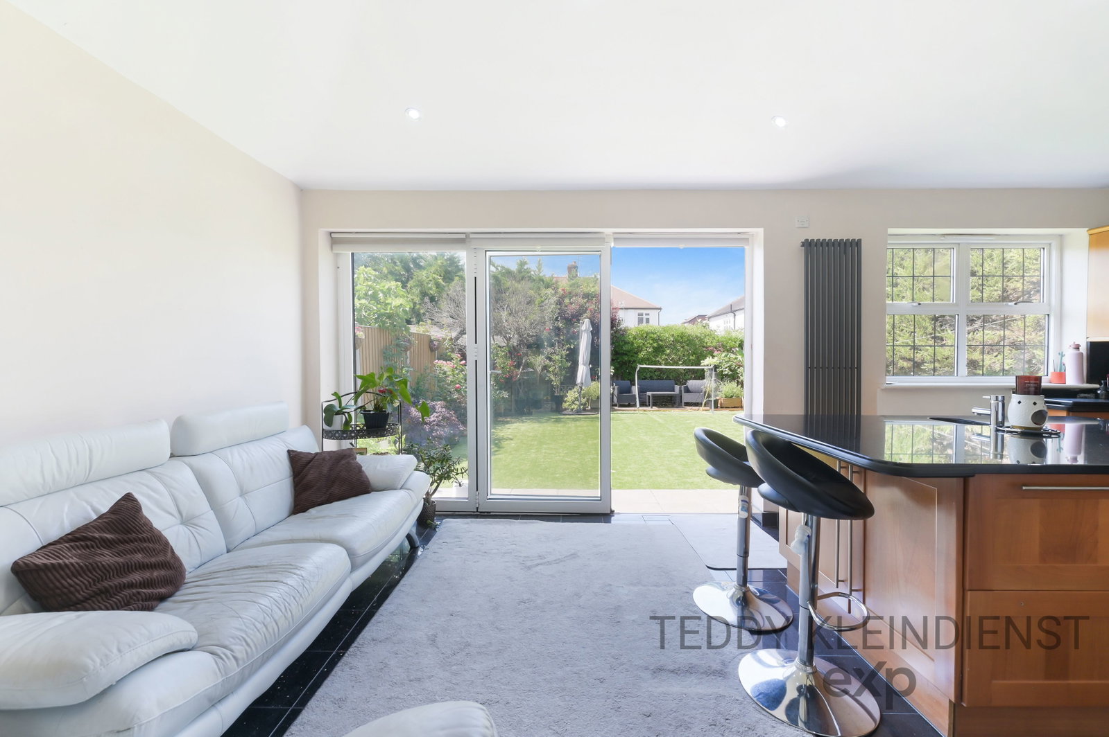Detached House in New Malden