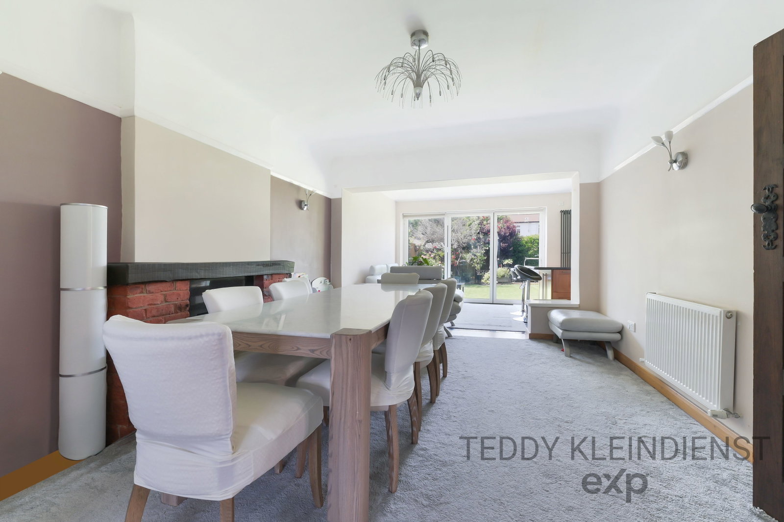 Detached House in New Malden